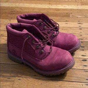 Pink / purple short style Timberlands